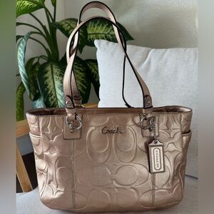 Coach Y2K Gallery Embossed Metallic Gold Leather East West Tote Handbag #F17727